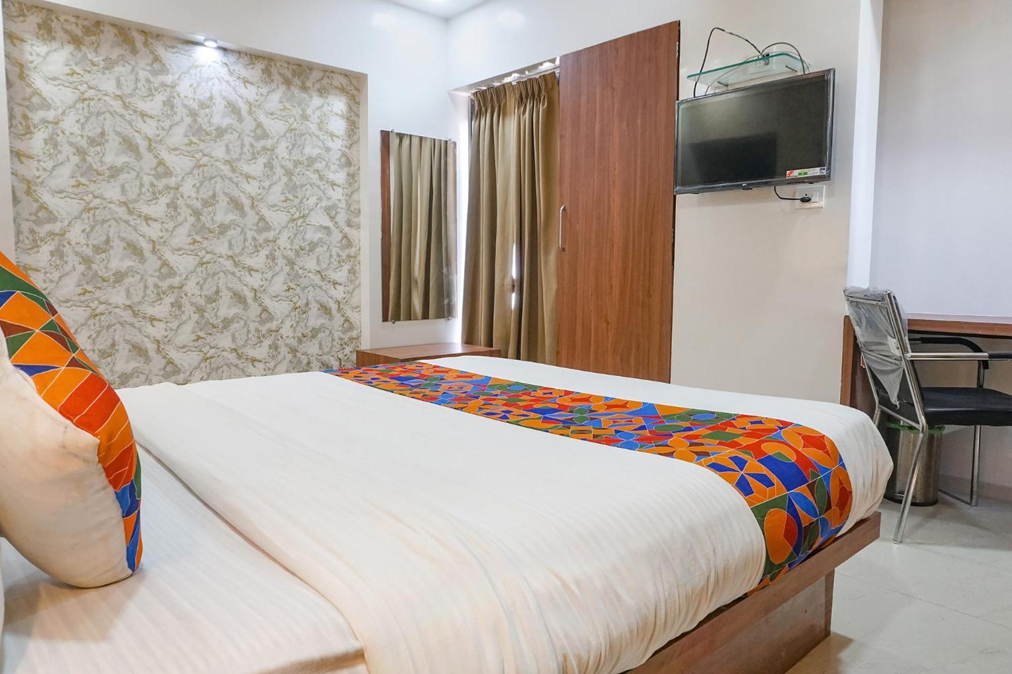 Fabhotel Emersion Residency - High Street Near Laxman Nagar, Baner Pune Exterior photo